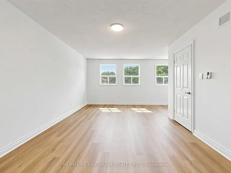 23 Dorian Pl — Photo 22