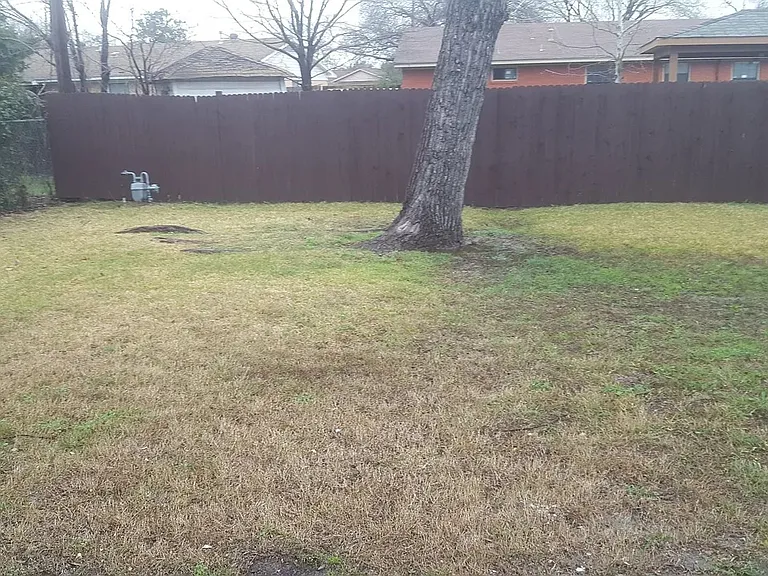 13375 Glenside Dr — Photo 6