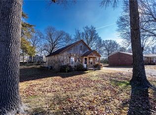 503 S Elm St, Siloam Springs, AR 72761