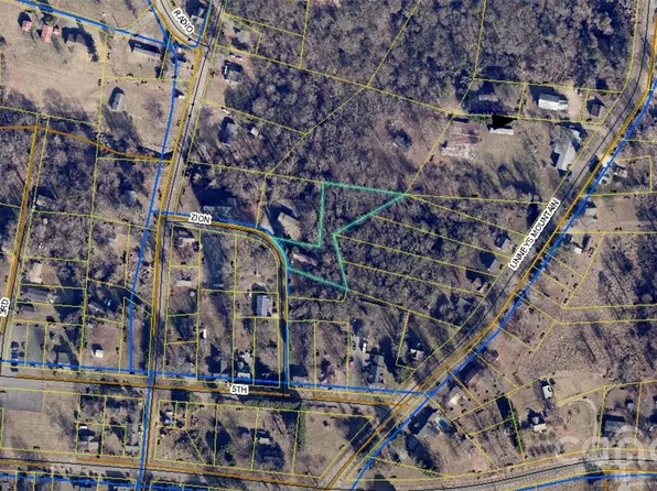 65 Zion Ave, Taylorsville, NC 28681