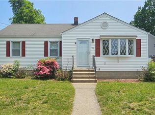 32 Munson St, Milford, CT 06461
