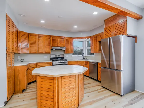 793 Kennedy Boulevard image 11 of 42