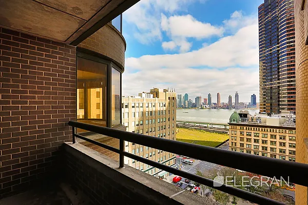 Rented by (Legacy) Elegran | media 58