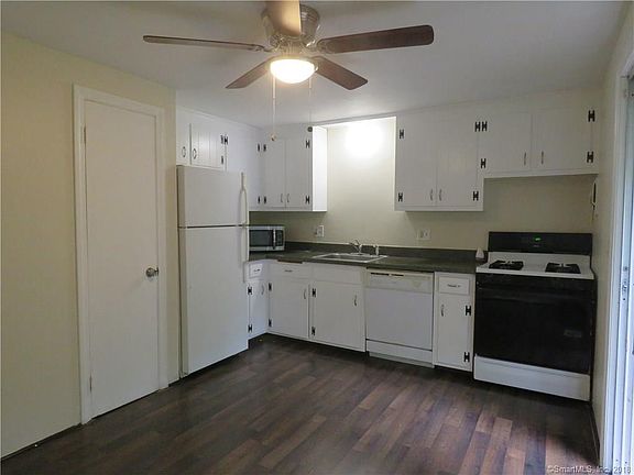 4th image of 29 Butternut Dr #29