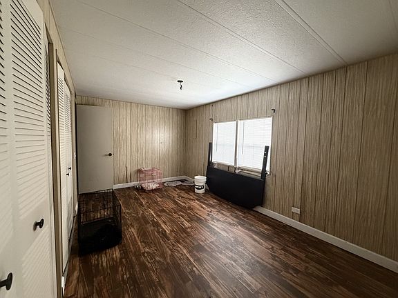 5th image of 416 Cobalt Ave
