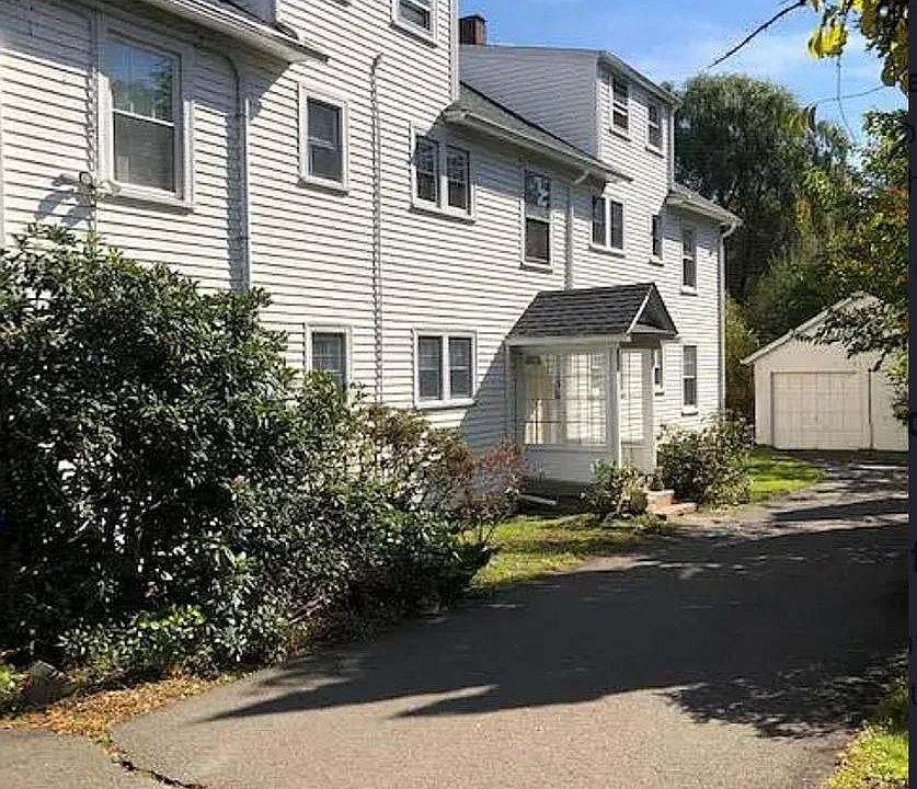 19 Winthrop St 2S, Tariffville, CT 06081 Zillow