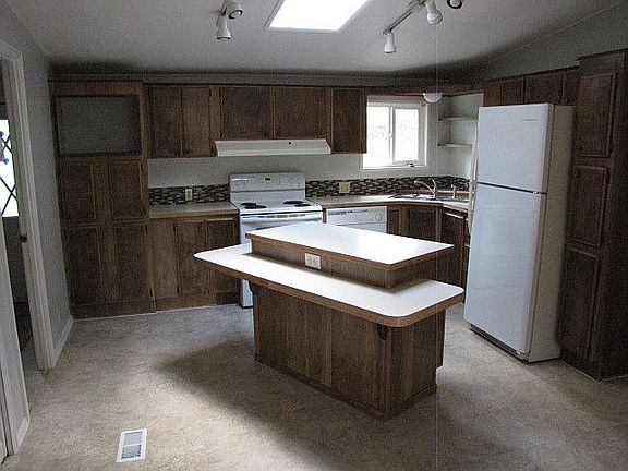 5th image of 5812 164th St SE
