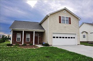 2nd image of 512 Barnsdale Ridge Rd