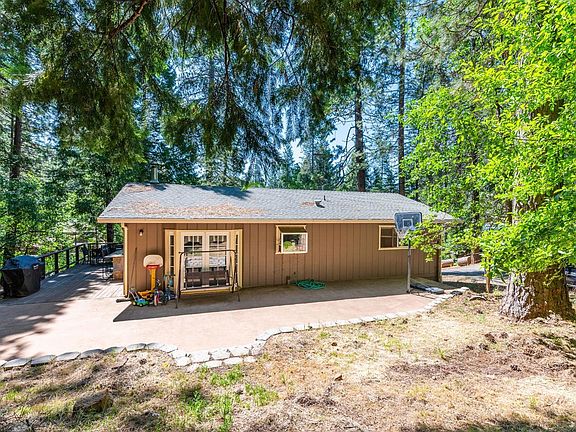3rd image of 2614 Black Oak Dr #57