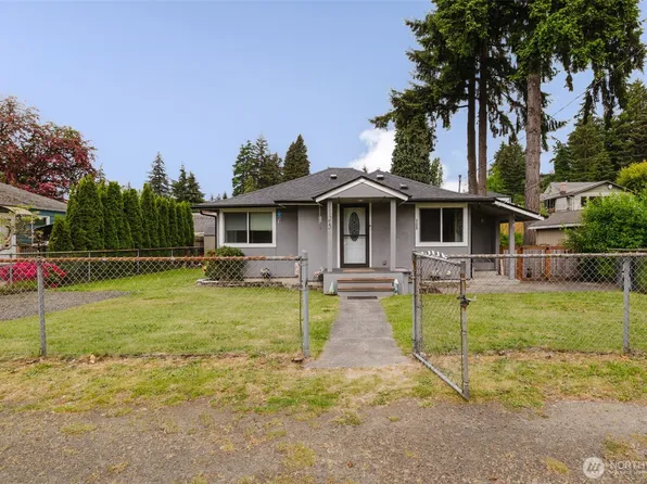 1125 S National Avenue, Bremerton, WA 98312