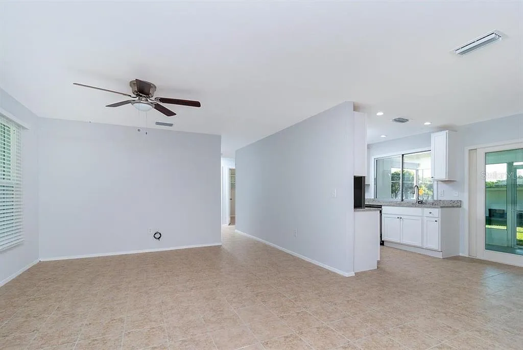 4 bed, 2.0 bath, 1457 sqft, $1,850 — Photo 2