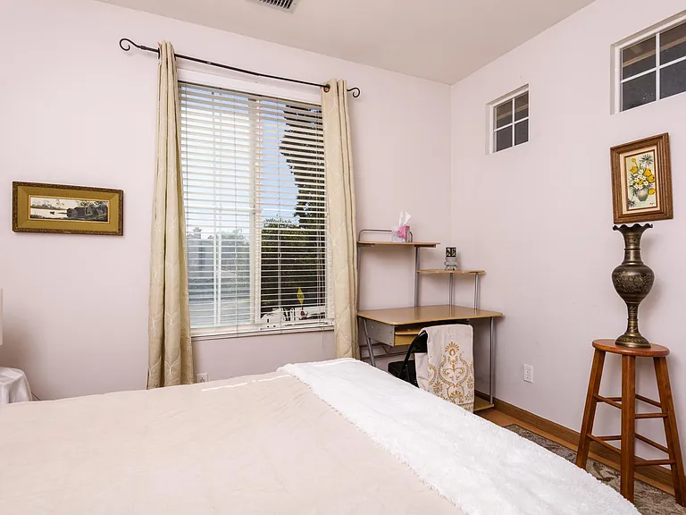 One of the regular bedrooms
