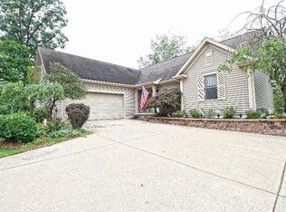 1469 Shadowtree Ln, Lapeer, MI 48446