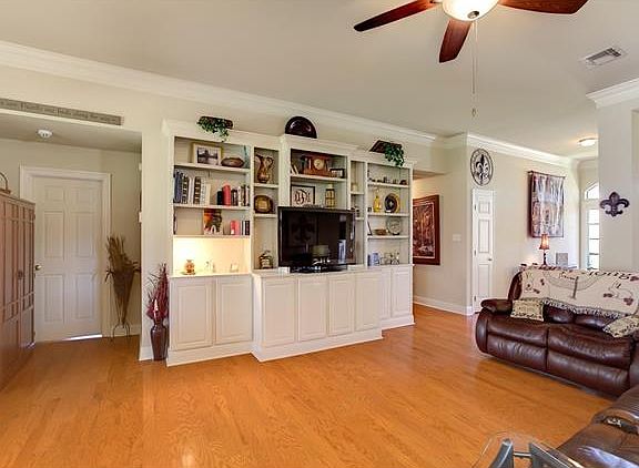 4th image of 3820 Lake Des Allemands Dr