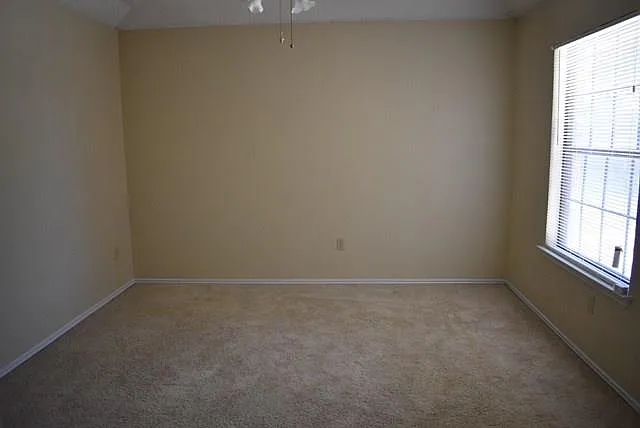 5221 Wild Horse Ct — Photo 8