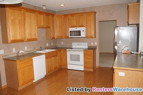 3rd image of 8561 Savanna Oaks Ln