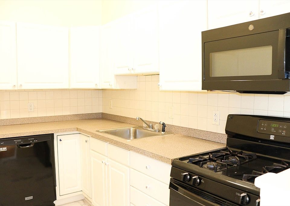 45 Water St Quincy MA Zillow