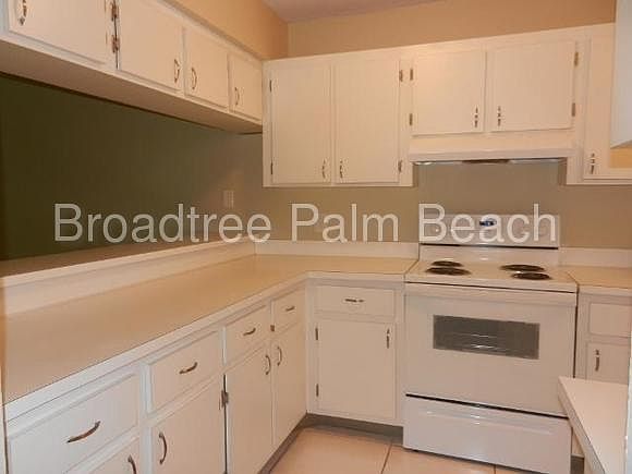 2nd image of 3523 Tamarack Trl #0