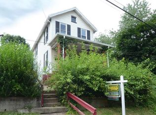 2001 11th Ave, Beaver Falls, PA 15010