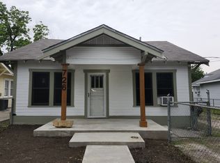 726 Aberdeen Pl, San Antonio, TX 78210