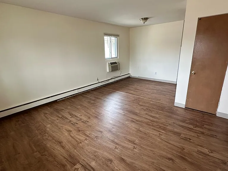 4225 Central Ave NE — Photo 1
