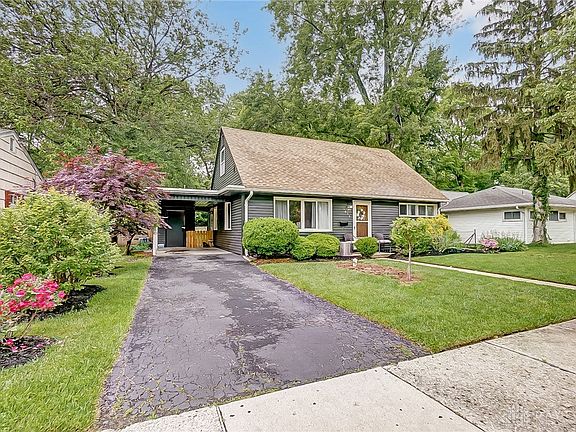 2nd image of 1017 Mendota Ct
