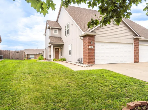 2418 Surrey Dr, Lawrence, KS 66046