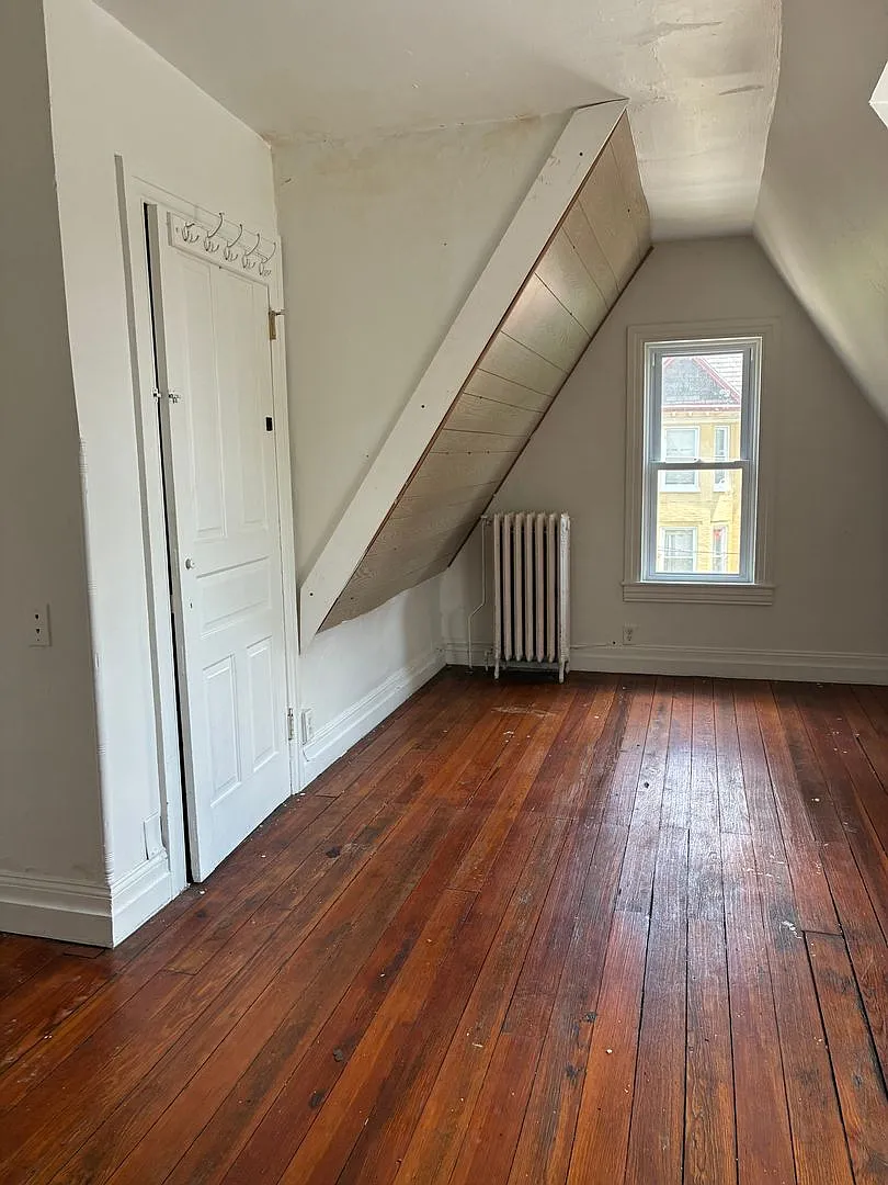442 Lincoln, LLC — Photo 2