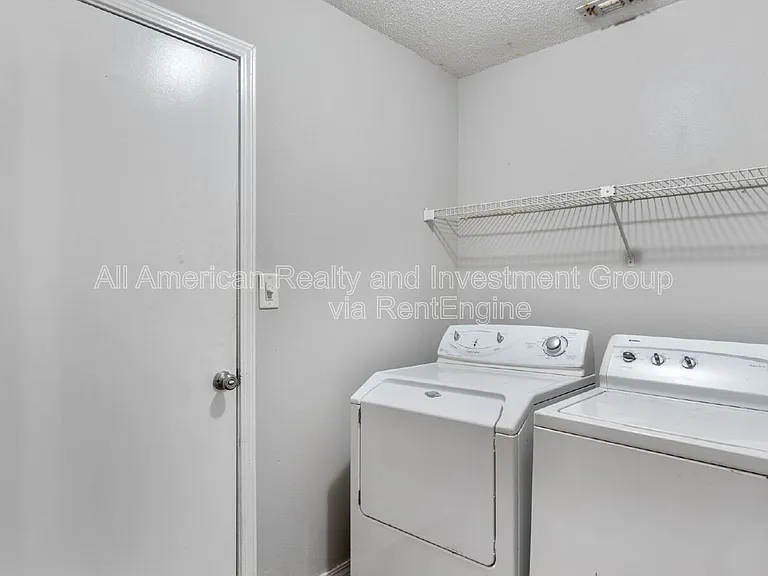 330 Brookwood Blvd — Photo 17