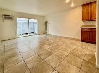 1001 E Grant St UNIT D3, Santa Ana, CA 92701