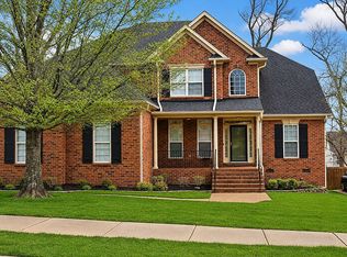 1074 Mansker Farm Blvd, Hendersonville, TN 37075