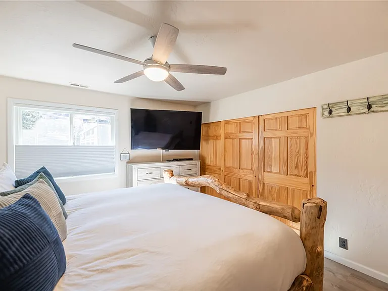 1384 Park Ave #215 — Photo 44