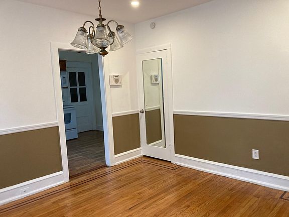 4th image of 3806 Sommers Ave