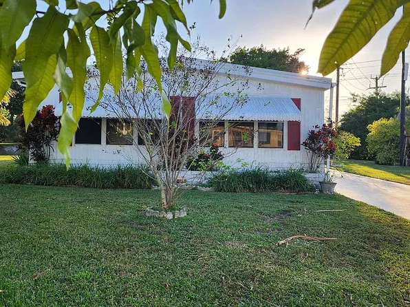 6808 NW 28th St, Margate, FL 33063