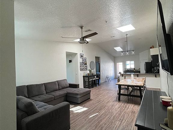 2nd image of 7402 E 39th Pl