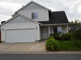 627 NE Mariners Loop, Portland, OR 97211