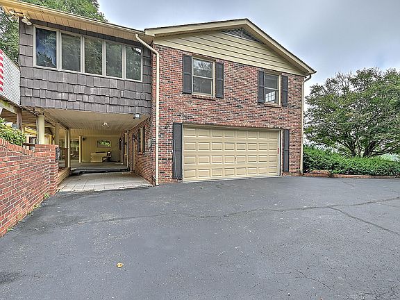 5th image of 231 Overlake Dr