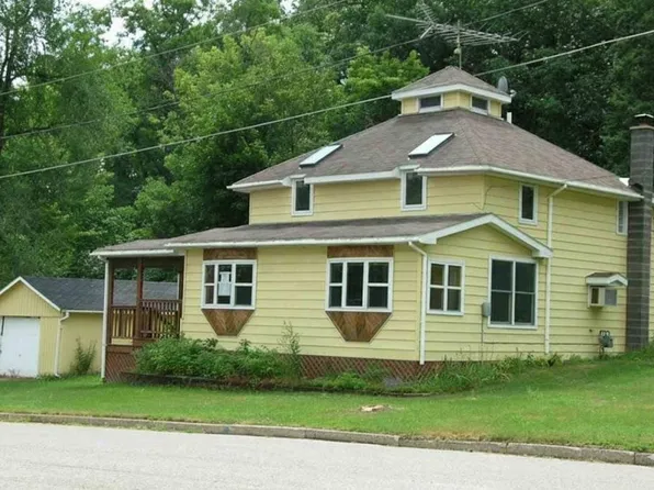 100 Main Street, Camp Douglas, WI 54618