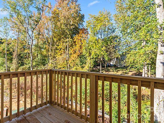 5th image of 430 Bogue Dr #24
