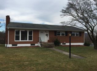 817 Anchor Dr, Roanoke, VA 24012