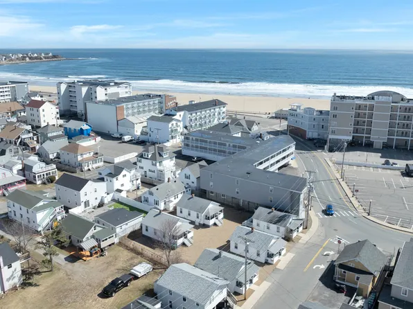 2 Island Path, Hampton, NH 03842