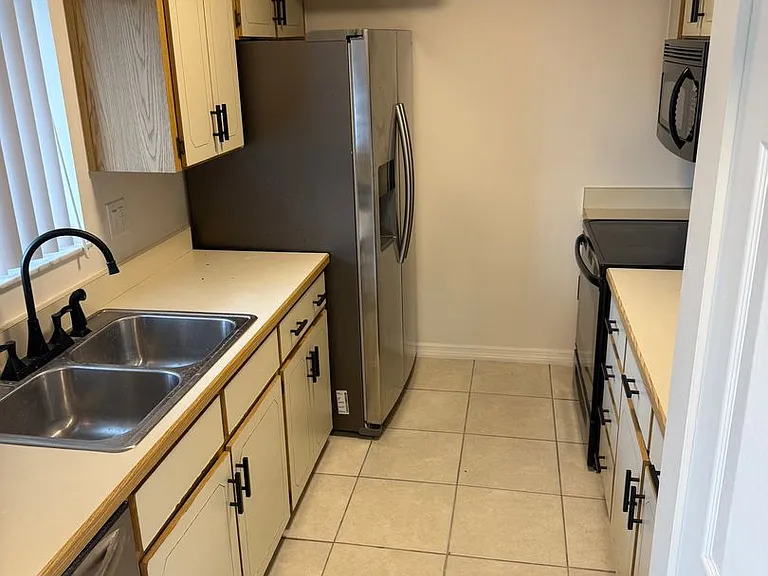 55 Vining Ct #104 — Photo 12