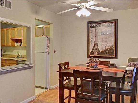 3rd image of 18501 Hilliard Blvd APT 102