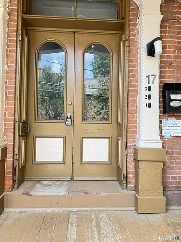 17 Townley St #3 Photo 1