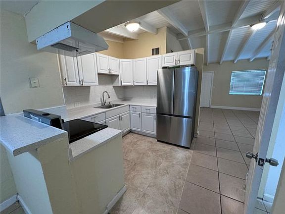 3rd image of 1560 NW 15th Ter