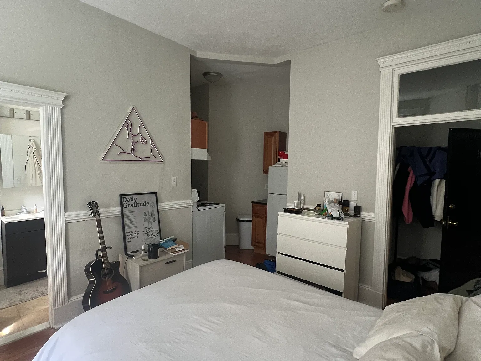 Studio, 450 sqft, $2,400 — Photo 2