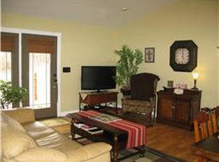 26 Riverton Dr, Fayetteville, TN 37334
