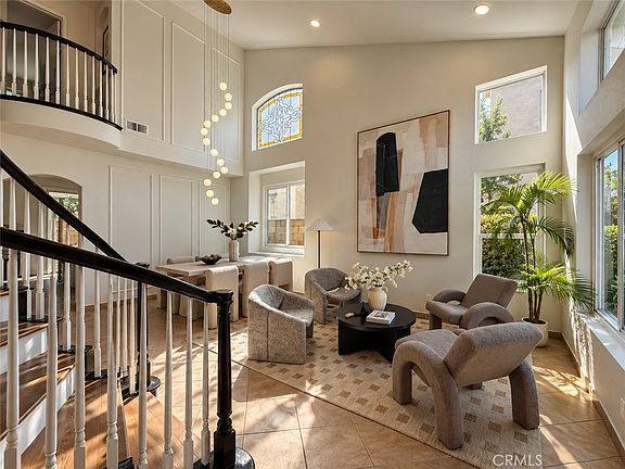 3rd image of 6262 Silverbridge St