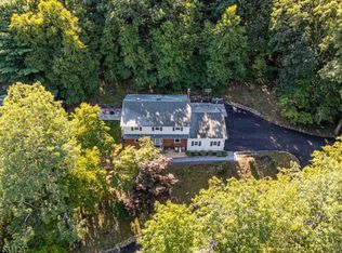 2 Lamar Dr, Denville, NJ 07834