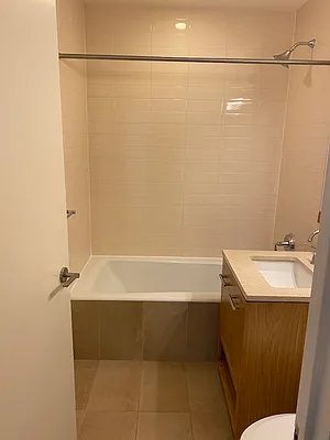 Rented by Windsor Property Management | media 18